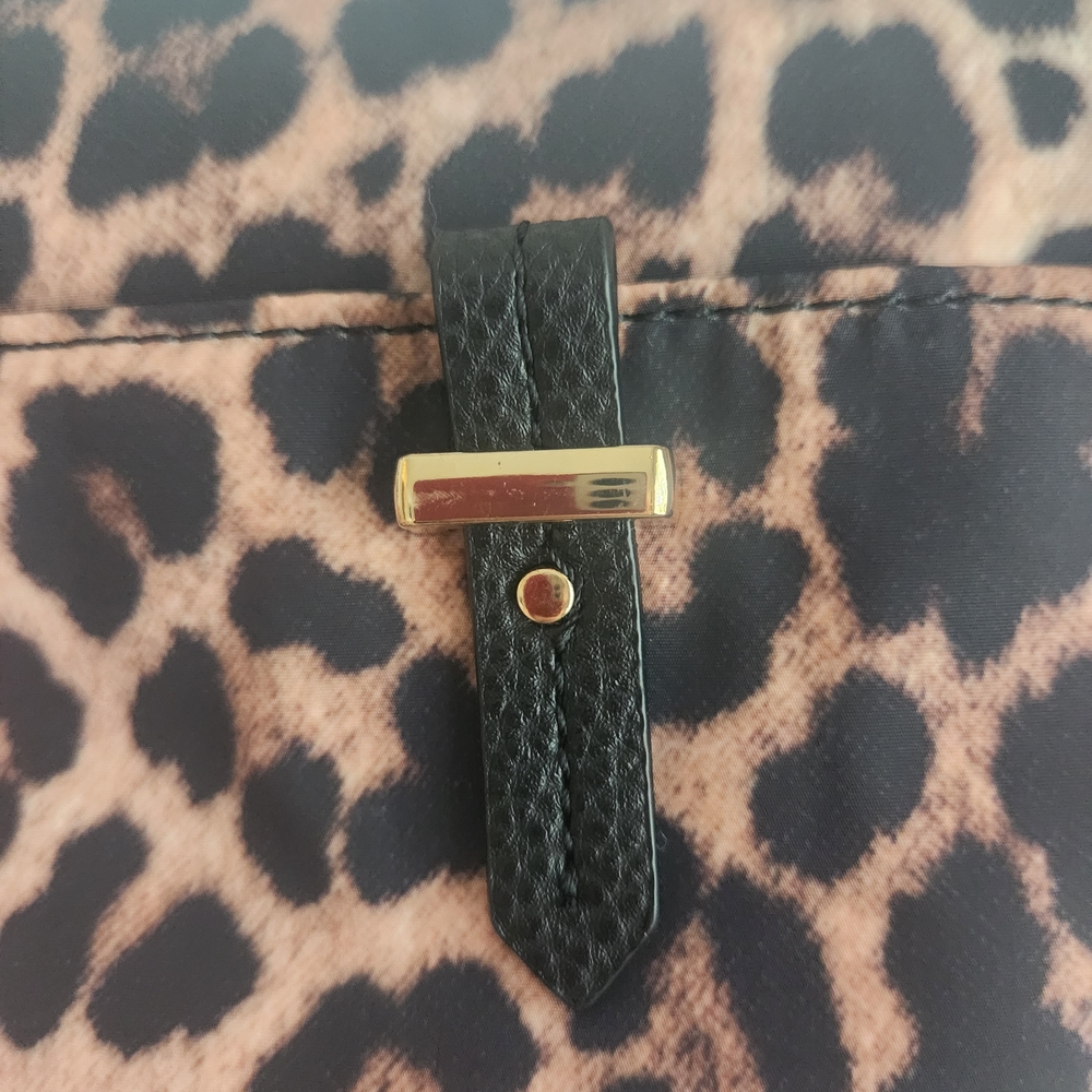 Kate & Alex Cuffaro Nylon Leopard Print Crossbody Bag - Picture 5 of 15